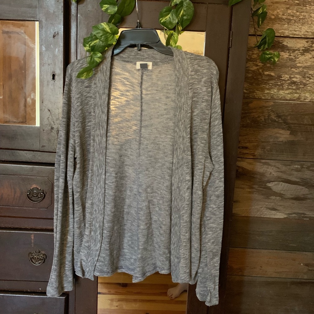 Old Navy gray cardigan